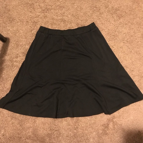 Sunny Leigh Dresses & Skirts - Black a line skirt